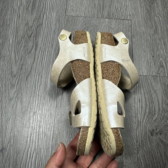 1426 Birkenstock Rio Kids Electric Pearl White Size 33 Sandals Slip On - Picture 2 of 8